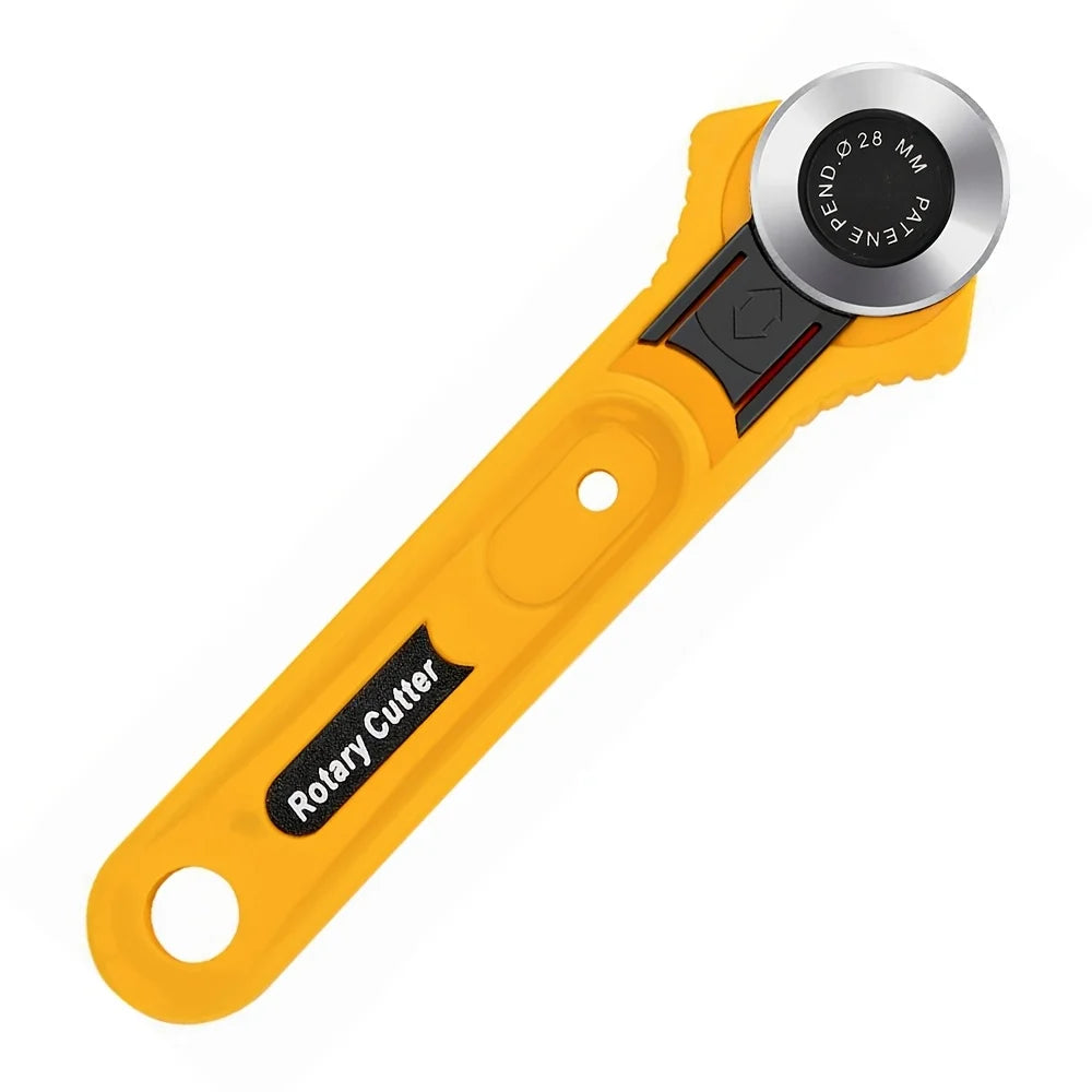 Cutter rotatif jaune indispensable