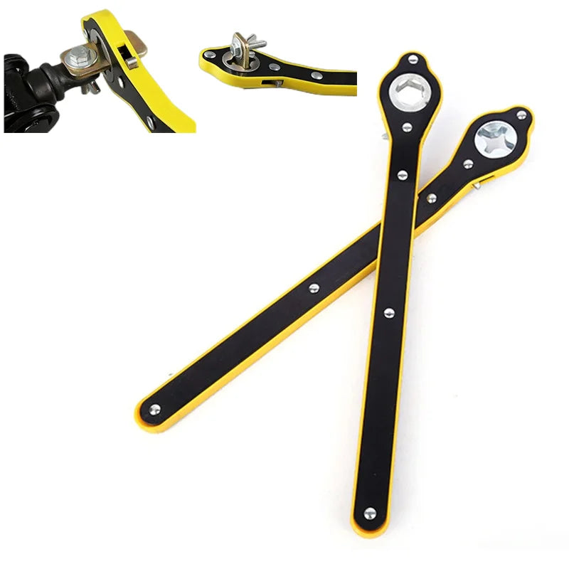 deux CLE A cliquet Multi usage jaune et cric avec adaptateur