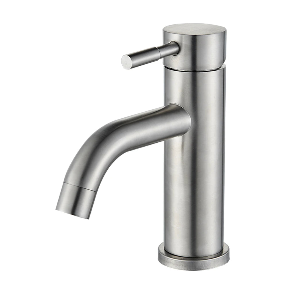 Mitigeur-pour-salle-de-bain-polyvalence-cuisine-élégant-surface-reflète-lumière-confort-quotidien-argent