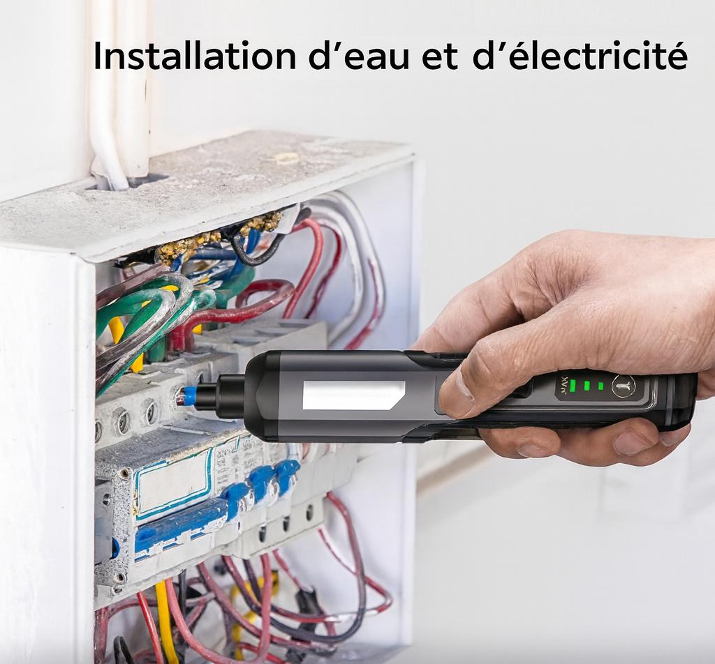 Main visse avec tournevis électrique une installation électrique