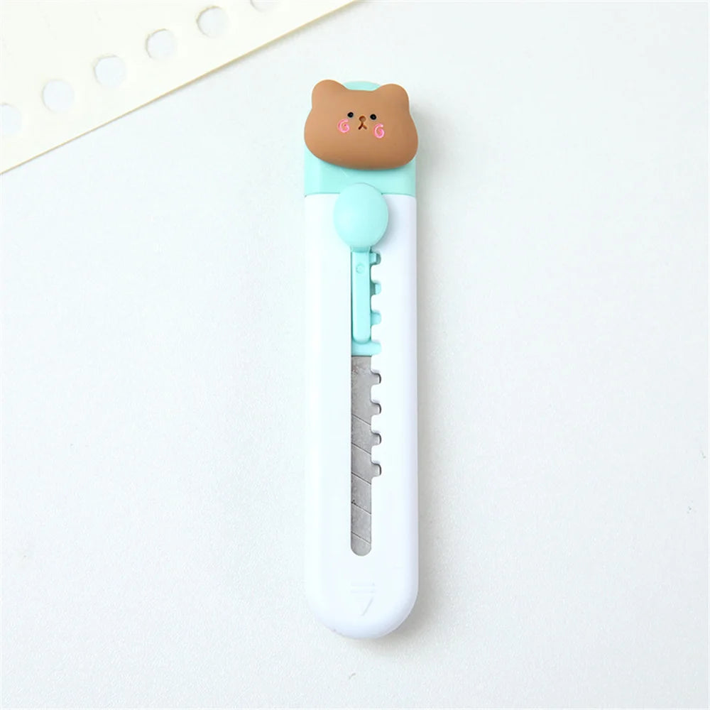 Cutter animal ours brun