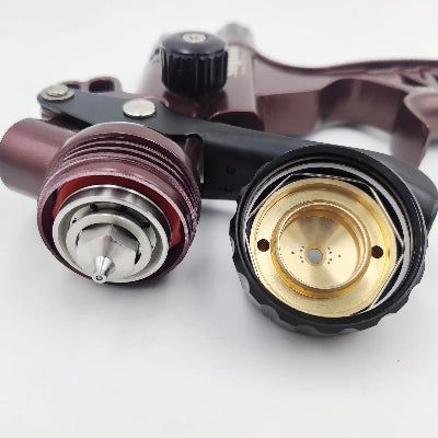 Pistolet peinture , deux buses noire ,marron