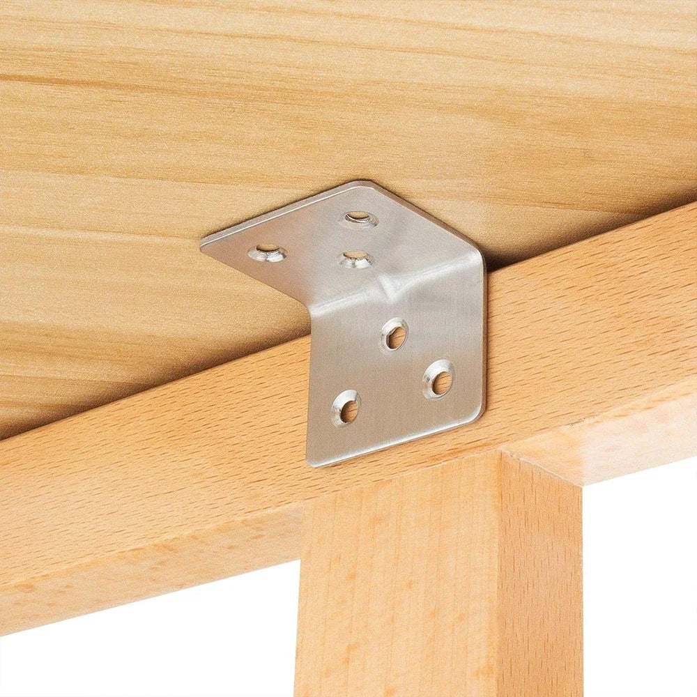 equerre de fixation six trous  Fixation renforcement deux  meubles 