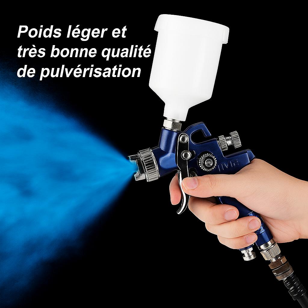 Pistolet peinture avec réservoir blanc pulvérise peinture bleue