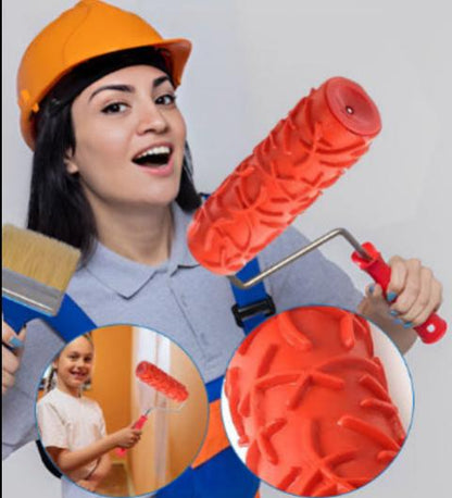 Rouleau peinture décoratif rouge à motifs pour créer des textures murales utilisé par la maman et la fille