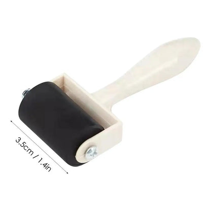 rouleau peinture noir de dimension 3,5 cm
