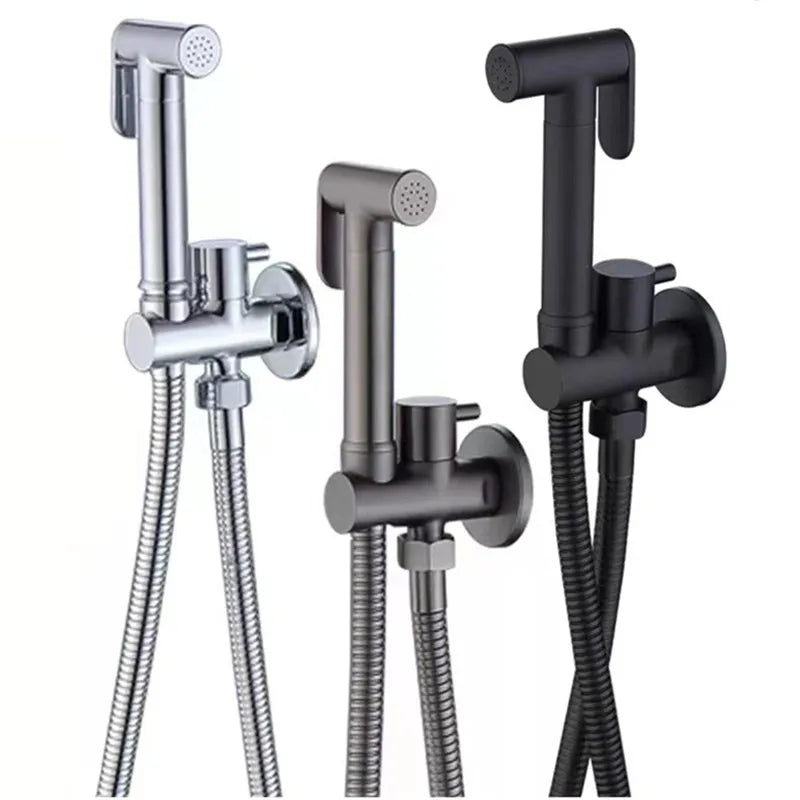 trois Douchette WC noire chromee et grise